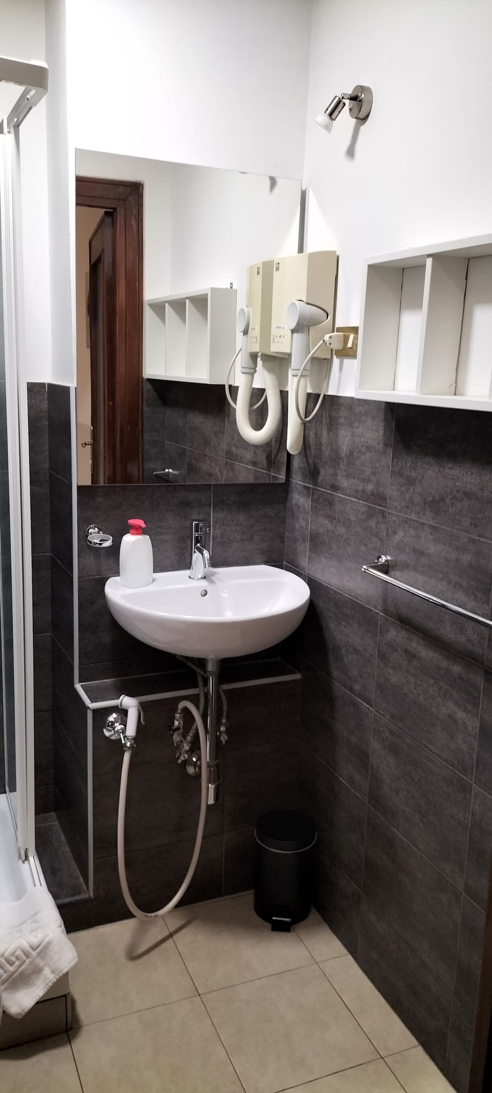 Quadruple Room, Balcony | Bathroom | Shower, hair dryer (on request), bidet, towels