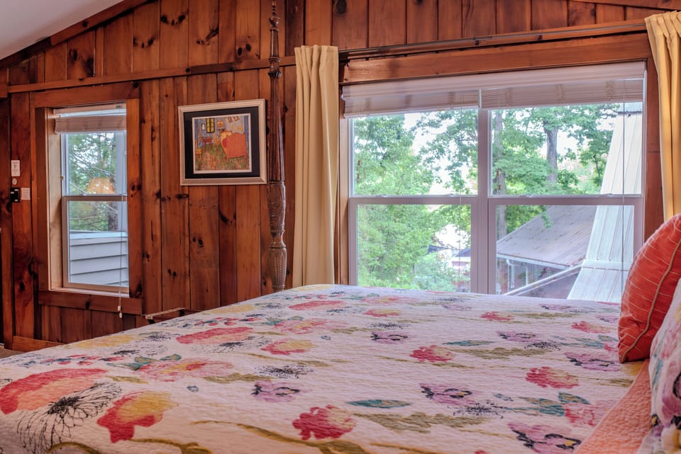 Hummingbird | Individually decorated, individually furnished, blackout drapes