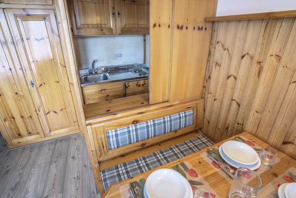 Mini-fridge, microwave, stovetop, highchair