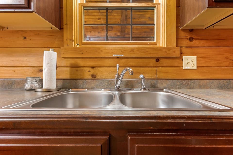 Kitchen sink