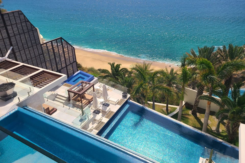 Exterior view of pools jacuzzi and ocean view