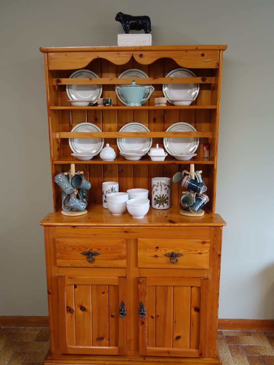 Traditional handmade kitchen dresser