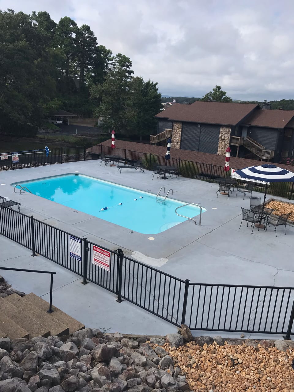 Complex pool