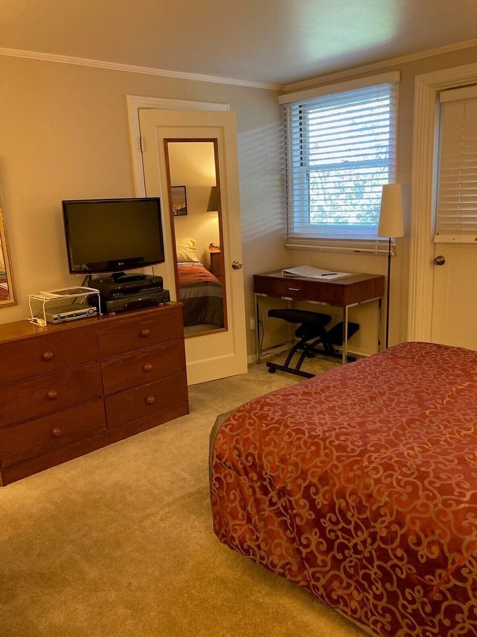 TV and Desk
