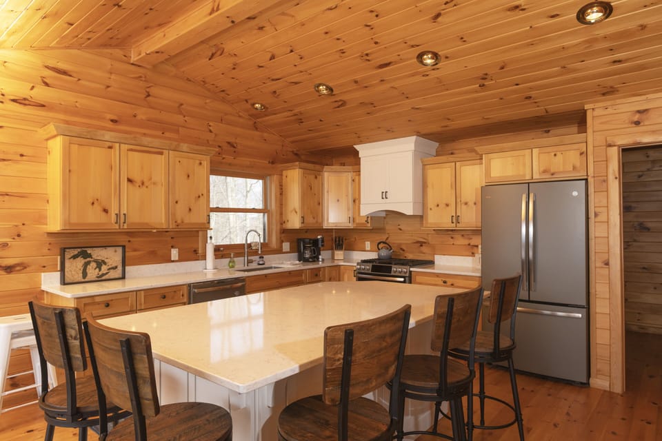 *Updated* Fall 2019 all new appliances, fixtures, counters and large island