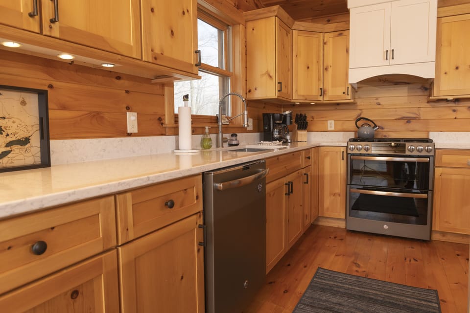 New GE Profile Appliances.  Dual oven with 5 gas - burners.