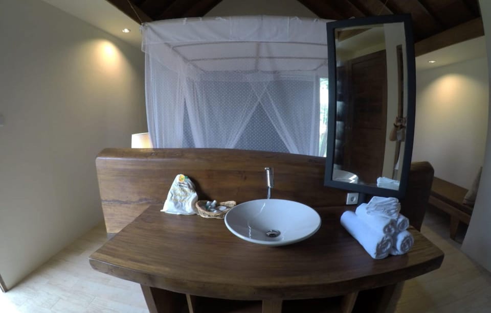 In-room safe, desk, blackout drapes, soundproofing