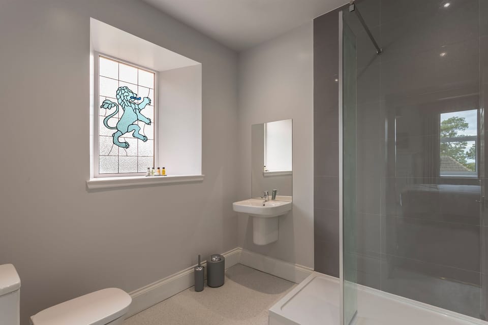 Ensuite