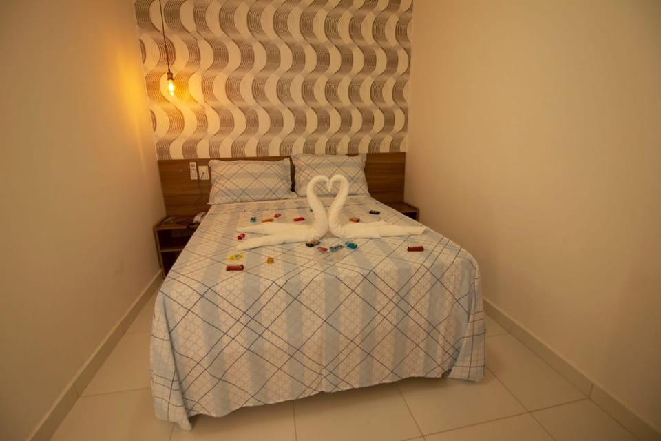 Double Room | Minibar, iron/ironing board, free WiFi, bed sheets