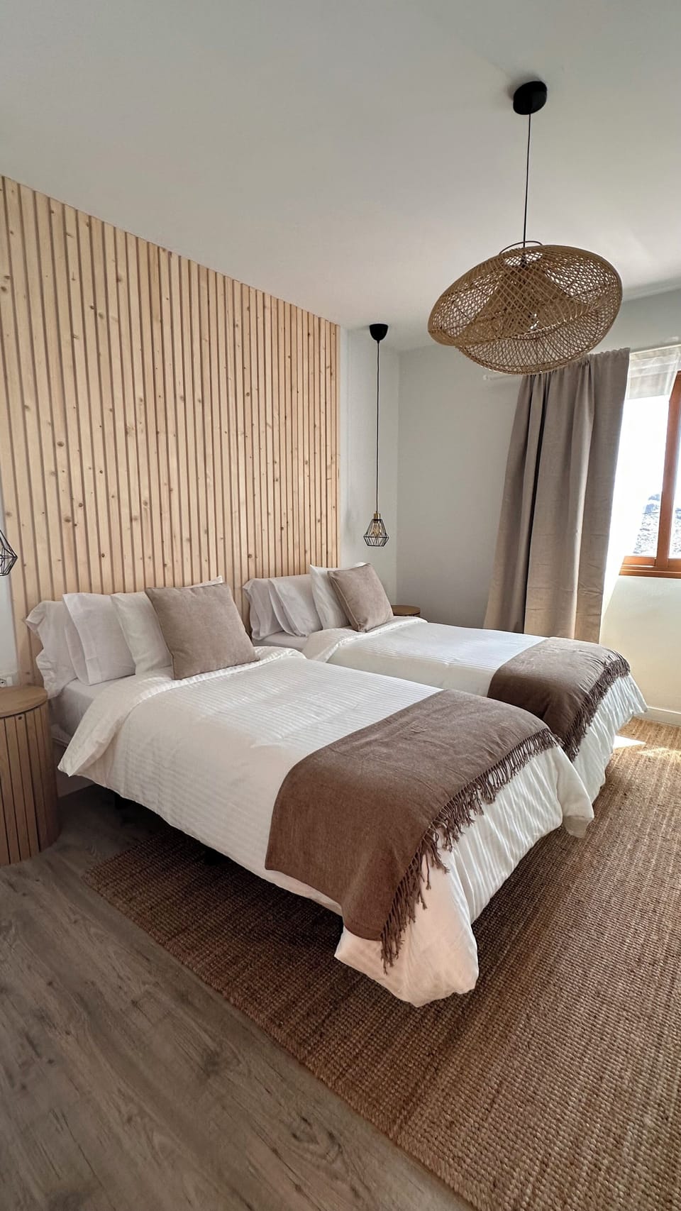 Comfort Room | In-room safe, free WiFi, bed sheets