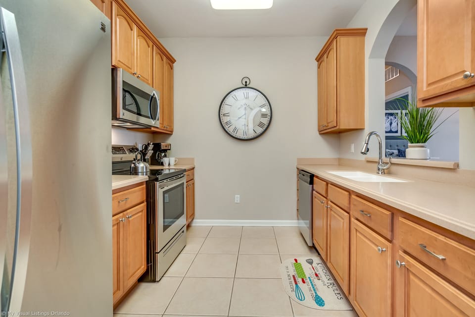 Behold the fully equipped kitchen, a haven for culinary excellence with modern amenities at your fingertips. A space where creativity flows, promising delightful meals and memorable gatherings in the heart of the home.
