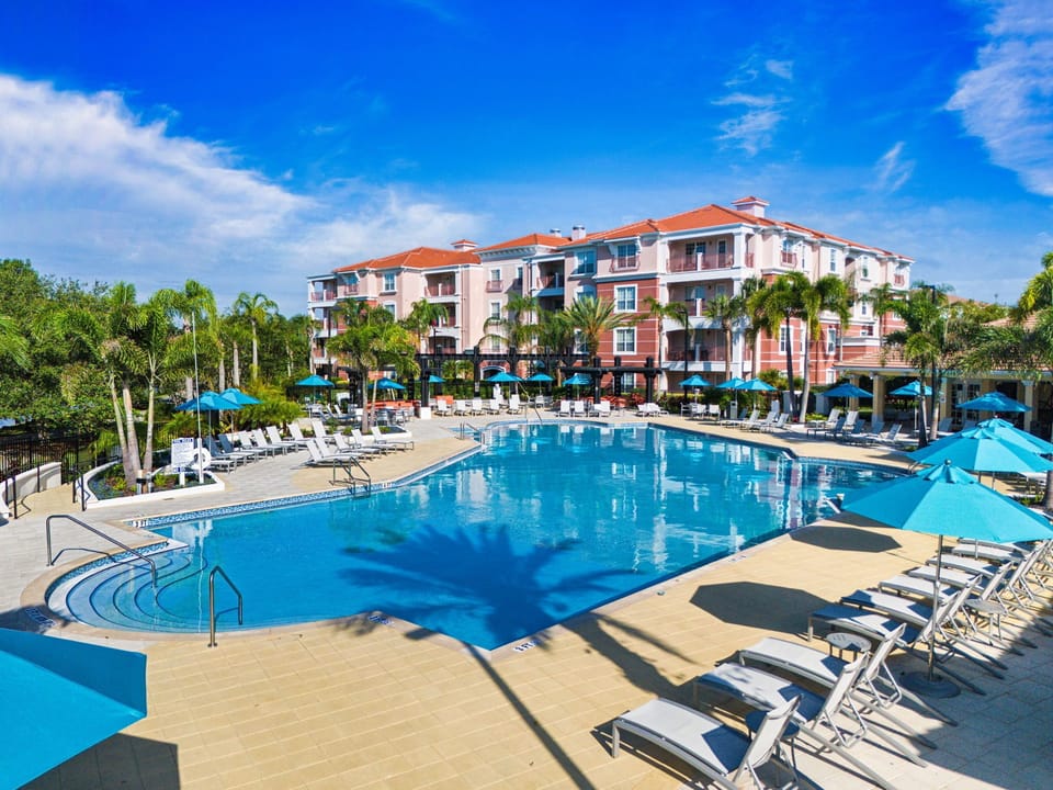 Vista Cay Resort Clubhouse pool