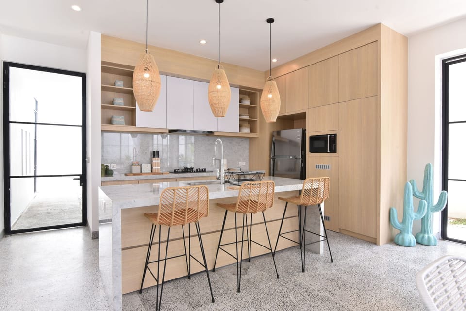 Luxury Villa, 4 Bedrooms | Private kitchen | Fridge, microwave, oven, stovetop