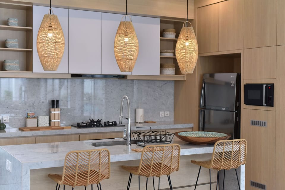 Luxury Villa, 4 Bedrooms | Private kitchen | Fridge, microwave, oven, stovetop