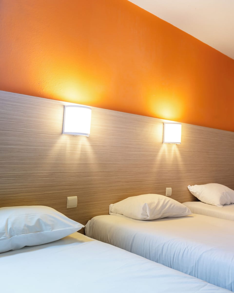 Standard Room, 3 Twin Beds | Desk, laptop workspace, free WiFi, bed sheets