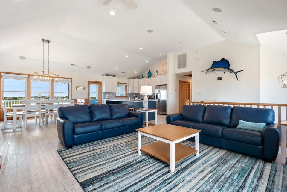 SN2420: Wise Choice l Top Level Living Area