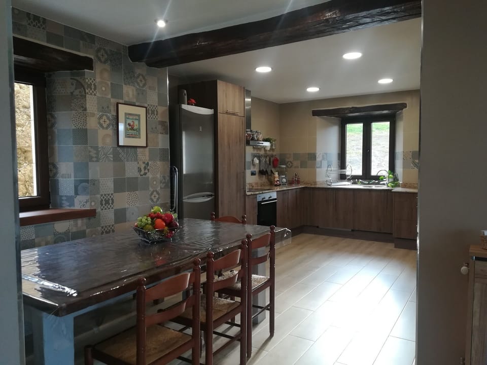 Cottage, Accessible, Private Bathroom | Shared kitchen