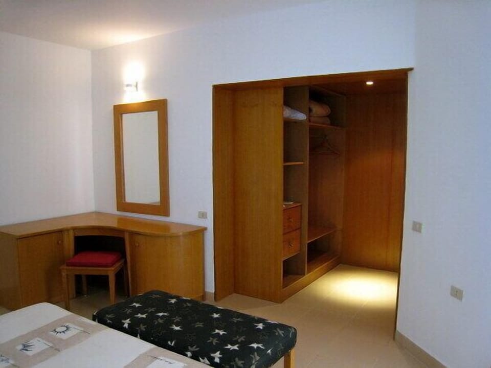 Superior Double Room, Sea View | Room amenity