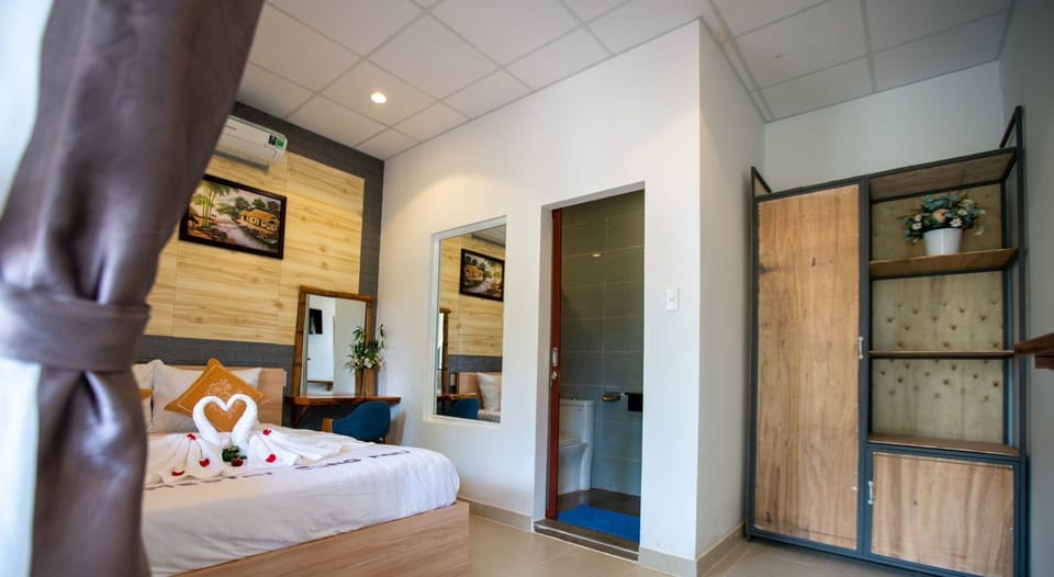 Deluxe Single Room | Minibar, desk, free WiFi, bed sheets
