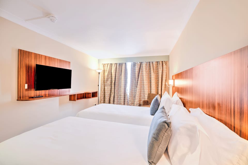 Standard Twin Room | Desk, soundproofing, iron/ironing board, free WiFi