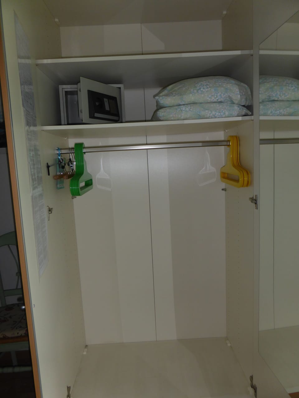 Comfort Twin Room (Verte) | Safe
