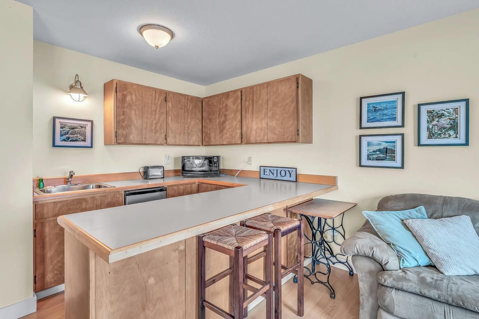 2nd floor kitchenette