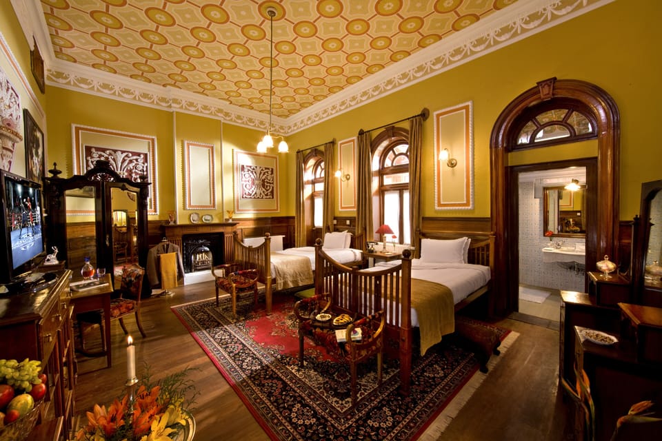 Premium bedding, pillowtop beds, minibar, in-room safe