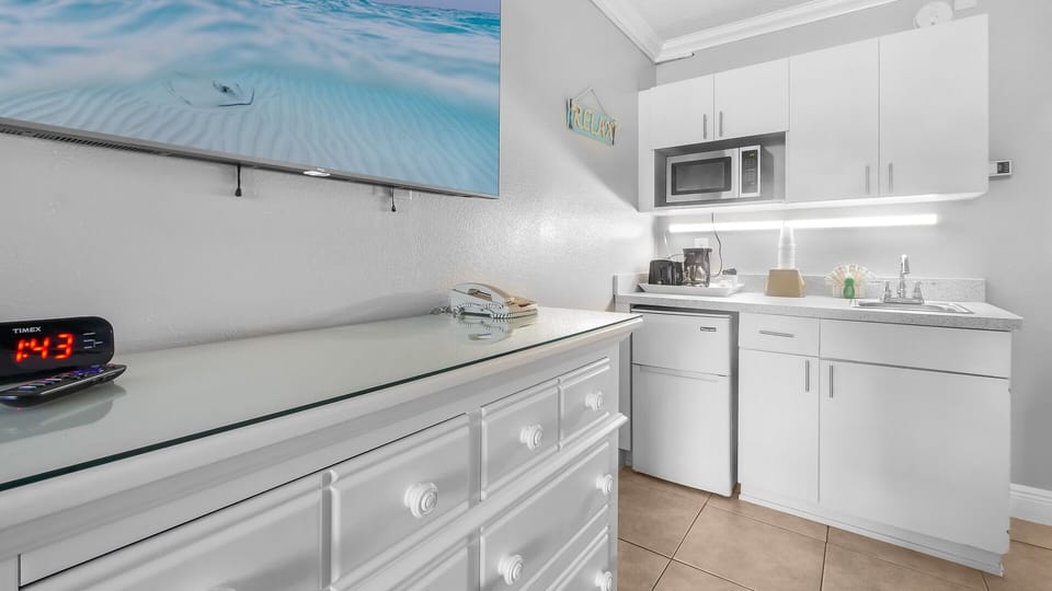 Kitchenette 