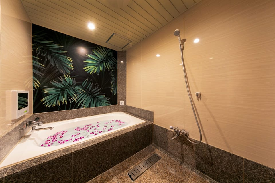 Standard Room | Desk, soundproofing, free WiFi
