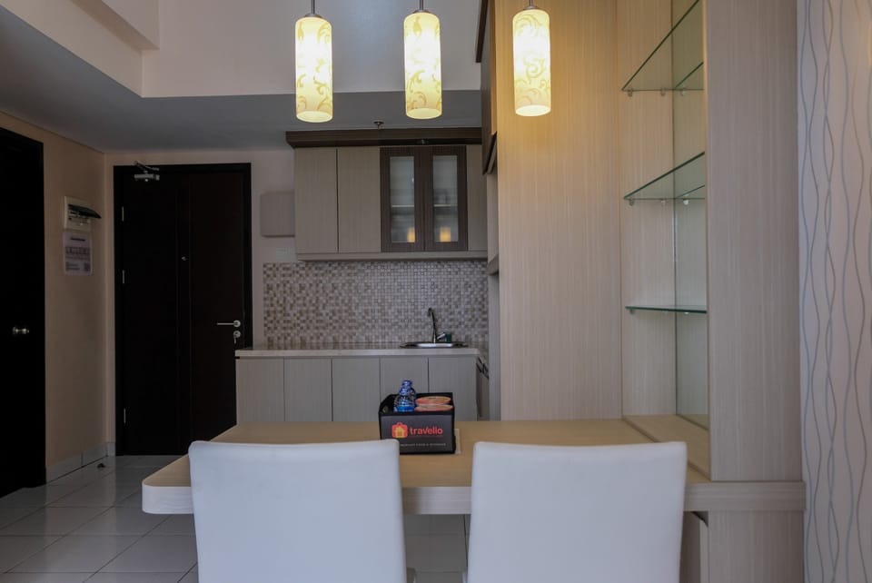 Room | Living area | TV