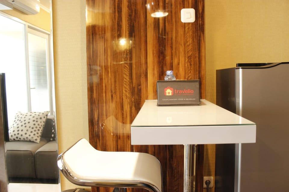 Room | Living area | TV