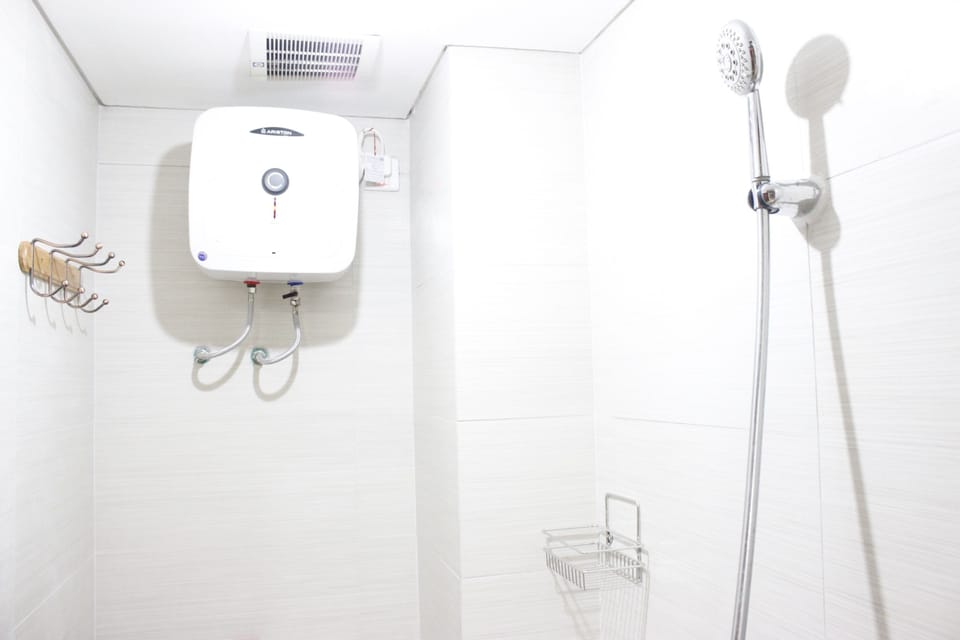 Room | Bathroom shower