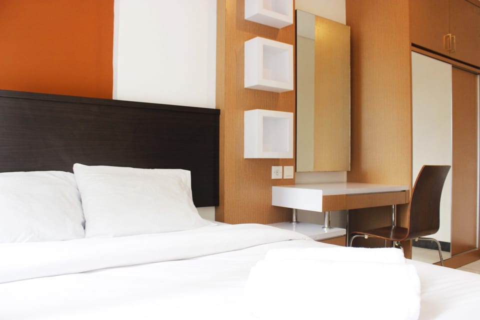 Strategic 1BR Apartment with Sofa Bed at The Jarrdin Cihampelas Apartment in Bandung