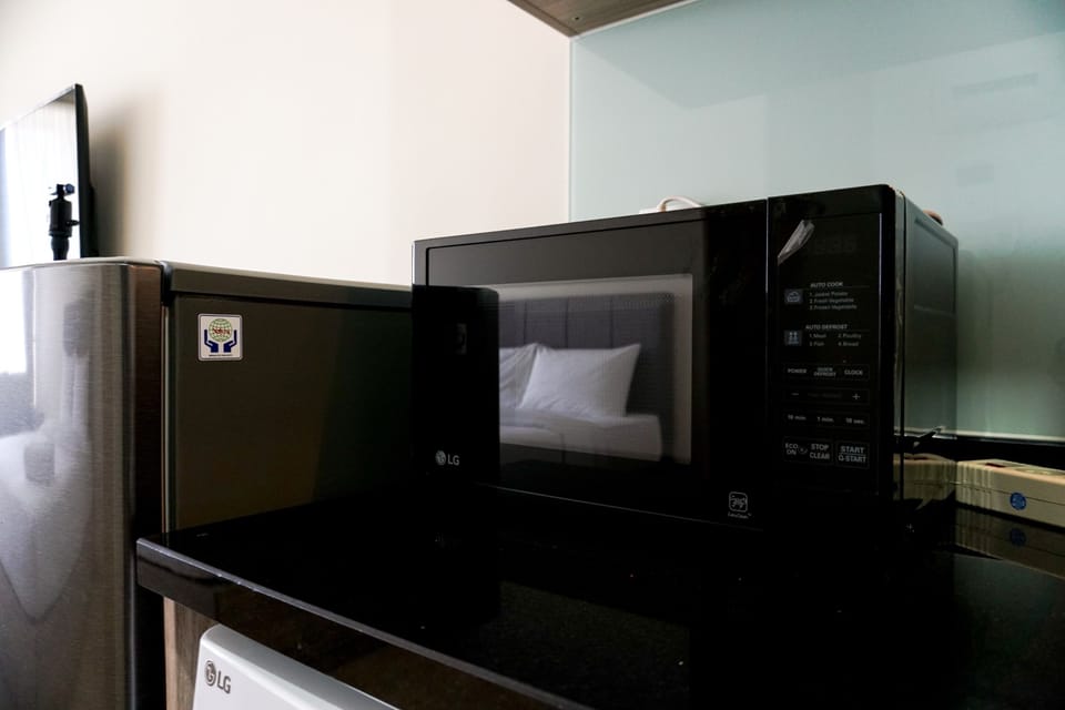 Room | Microwave