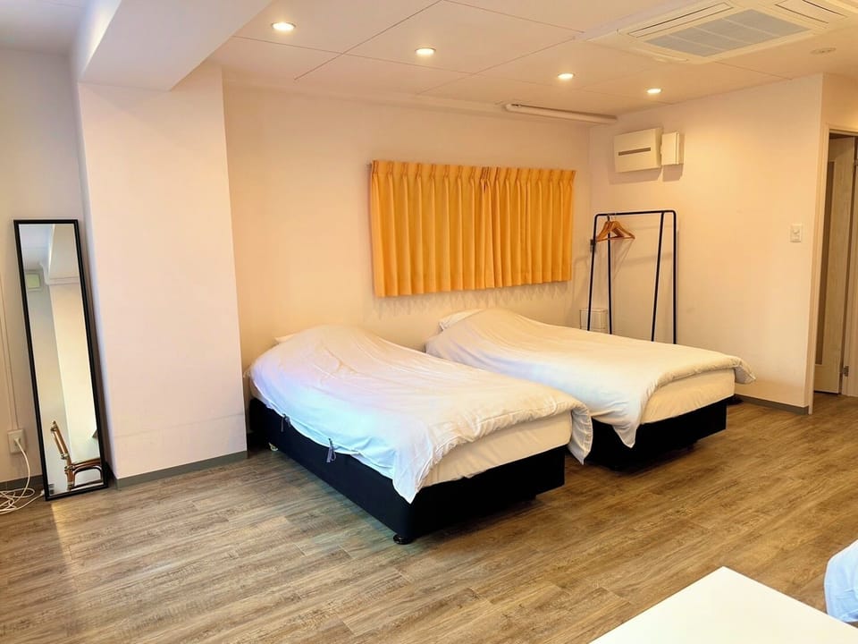 Family Triple Room (Annex) | Desk, iron/ironing board, free WiFi, bed sheets