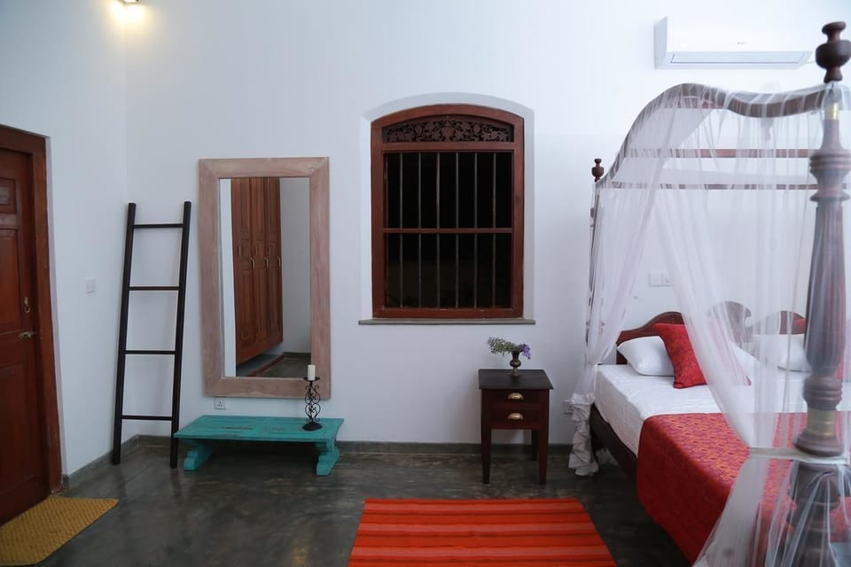 Deluxe Villa | 3 bedrooms, desk, iron/ironing board (on request), WiFi (free)