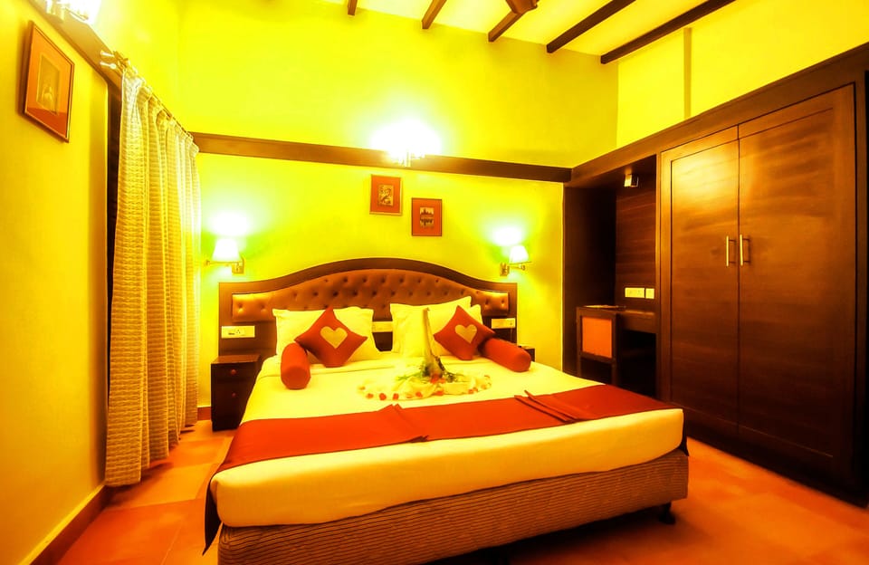 Luxury Villa, Garden View | 1 bedroom, in-room safe, soundproofing, iron/ironing board (on request)