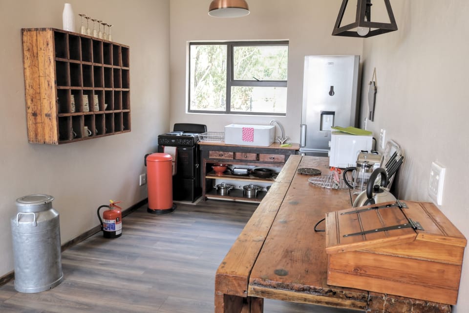 Apartment (Top Deck) | Private kitchen | Fridge, microwave, electric kettle
