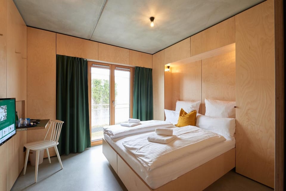 In-room safe, desk, blackout drapes, soundproofing