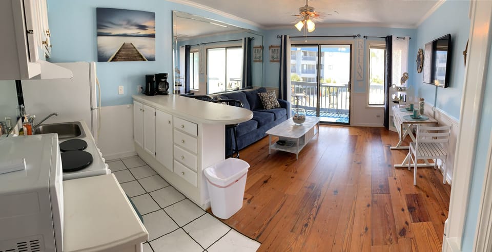 Kitchen/Living Room