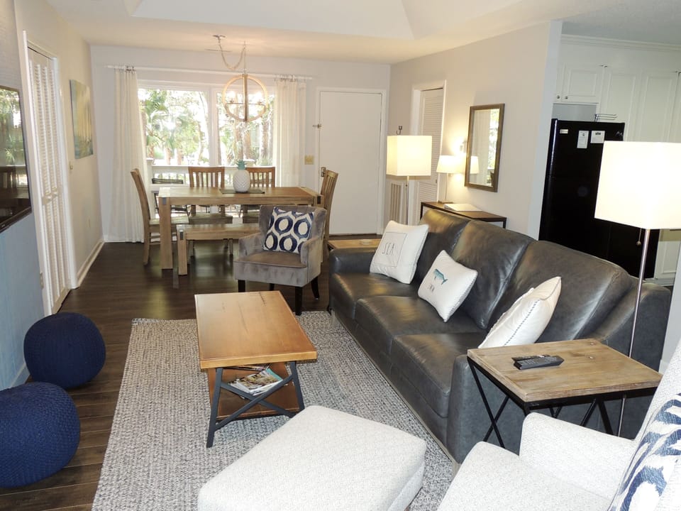 Comfortable living room to make yourself "at home".