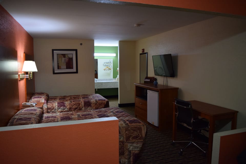 Free WiFi, bed sheets, wheelchair access