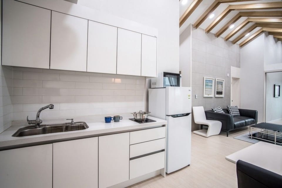 Private kitchenette