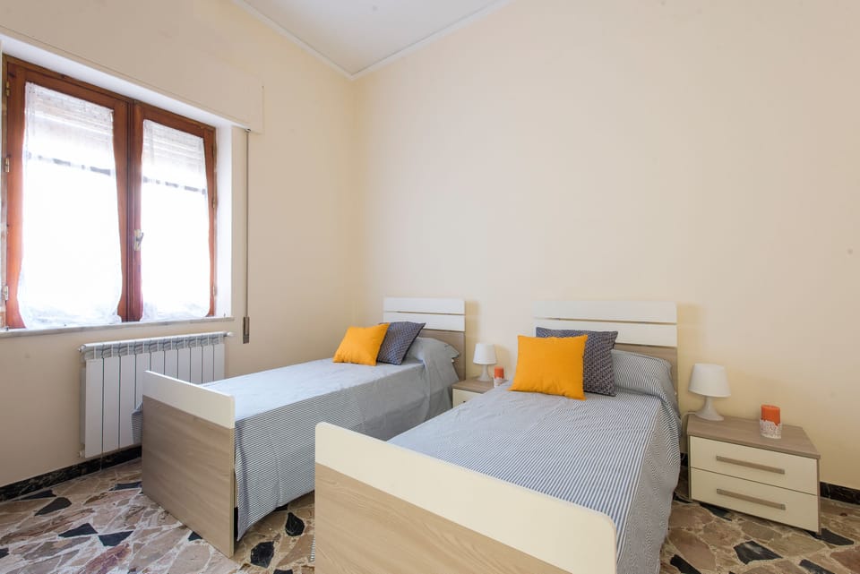 Casetta Vista Mare in Piazza a Mondello by Wonderful Italy Apartment in Palermo