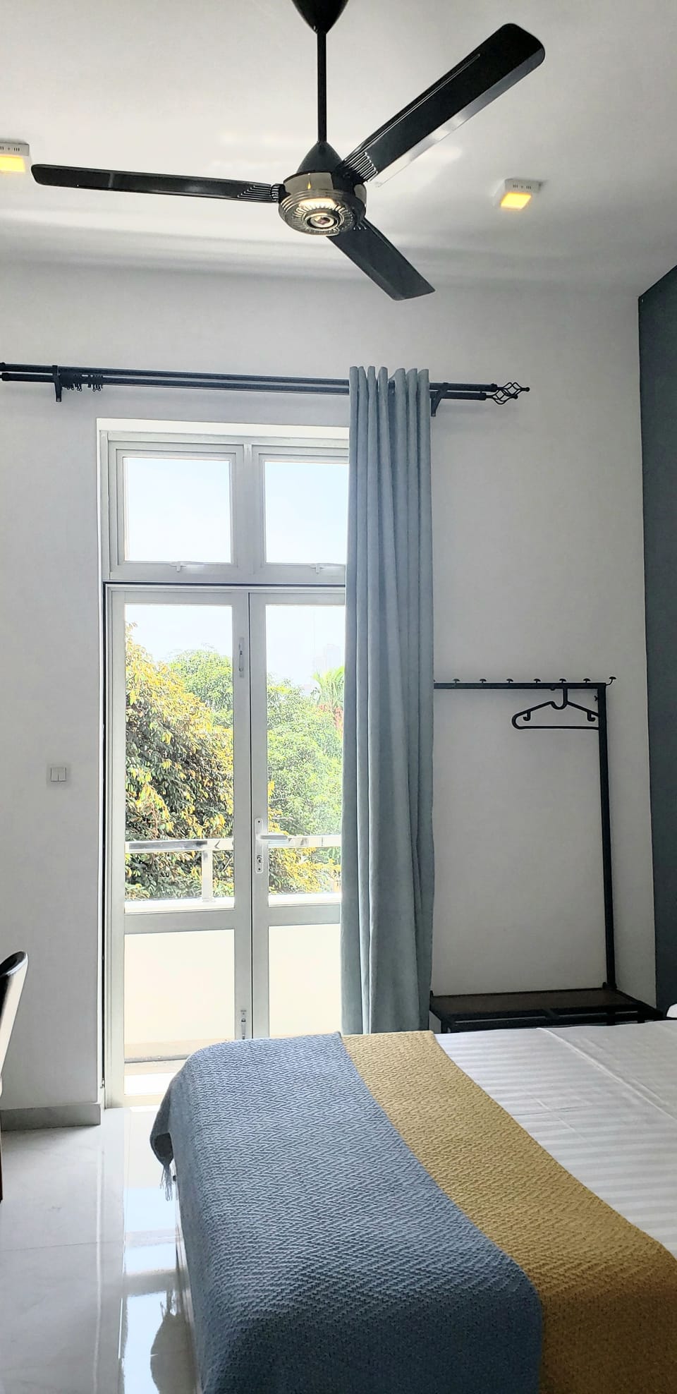 Standard Room | Premium bedding, in-room safe, desk, laptop workspace