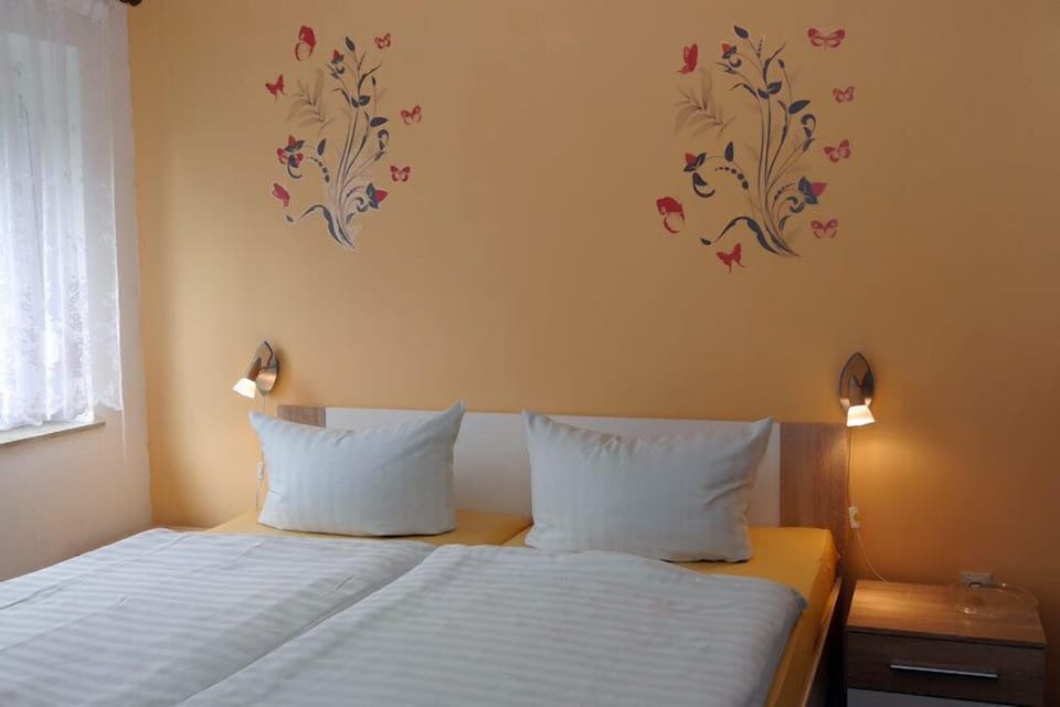 Double Room | Bed sheets