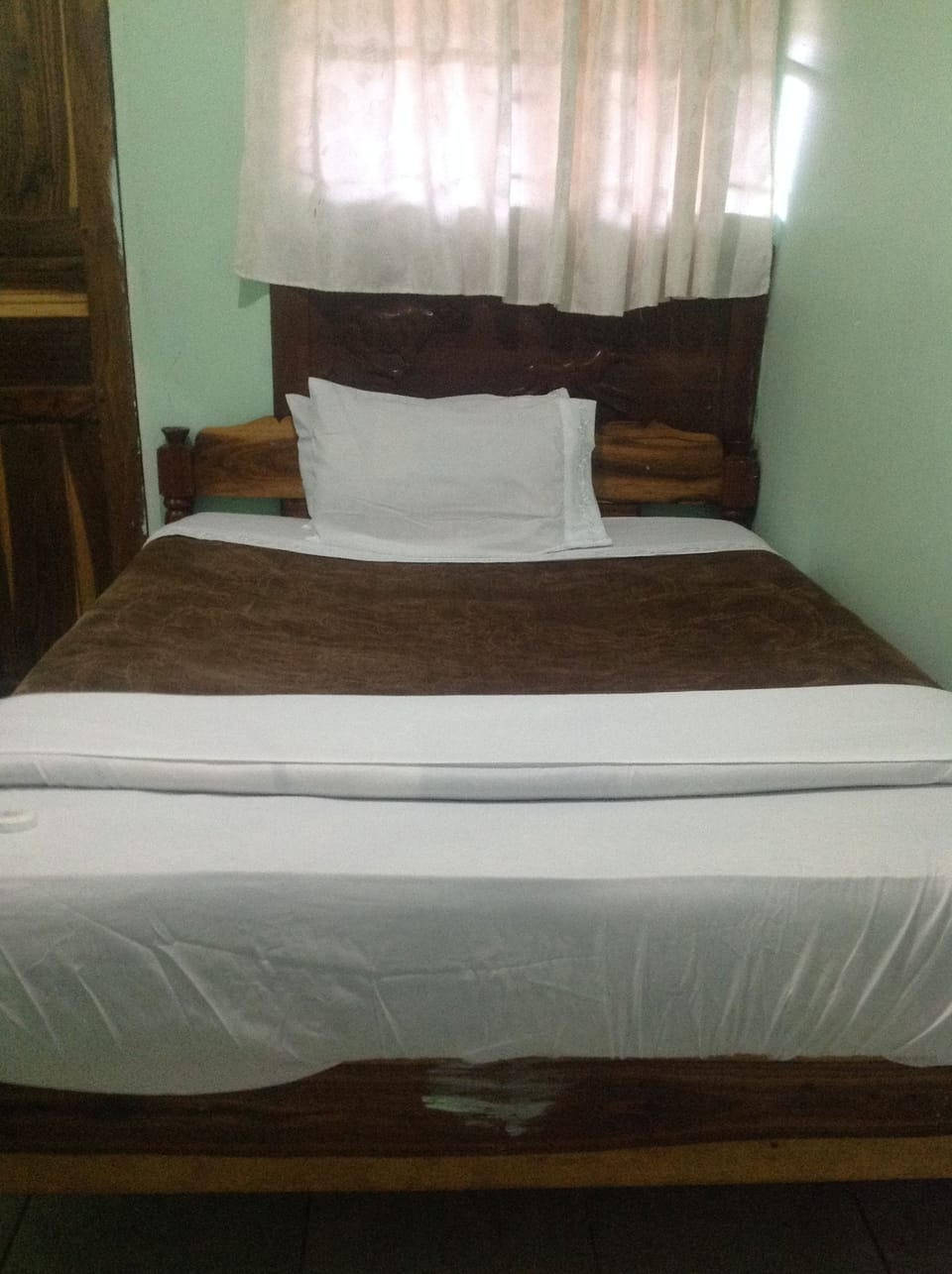 Standard Room | Desk, laptop workspace, iron/ironing board, rollaway beds