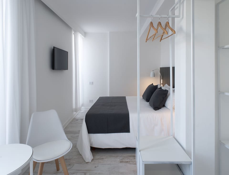 Executive Room, Balcony, City View | Premium bedding, down comforters, pillowtop beds, minibar