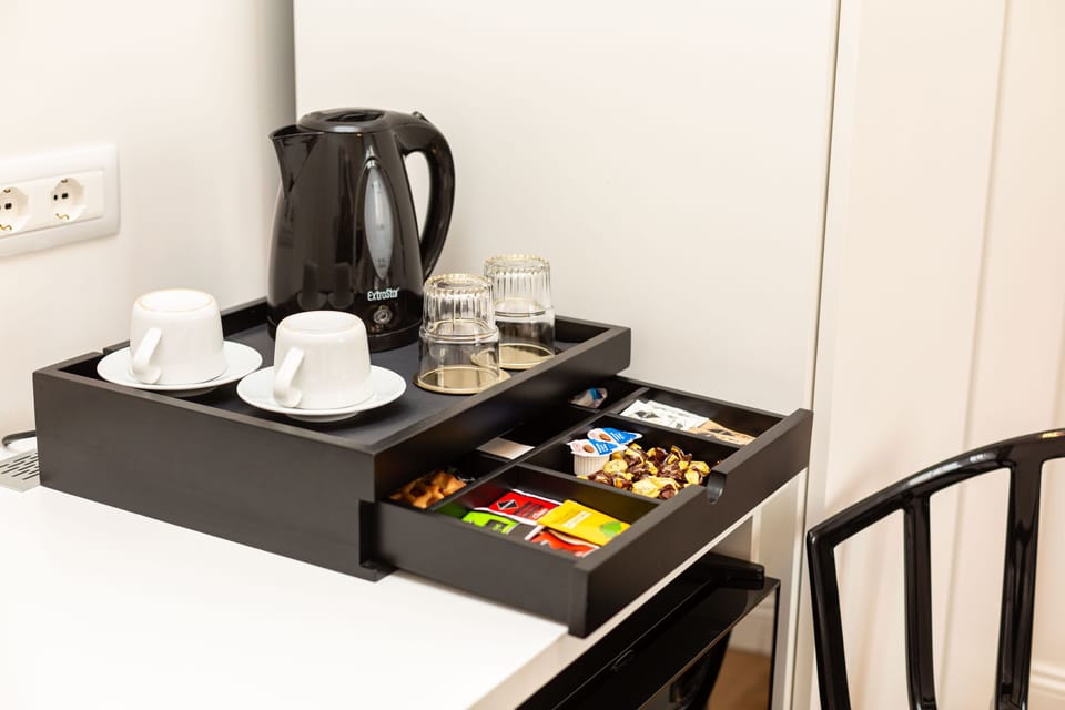 Double Room | In-room dining