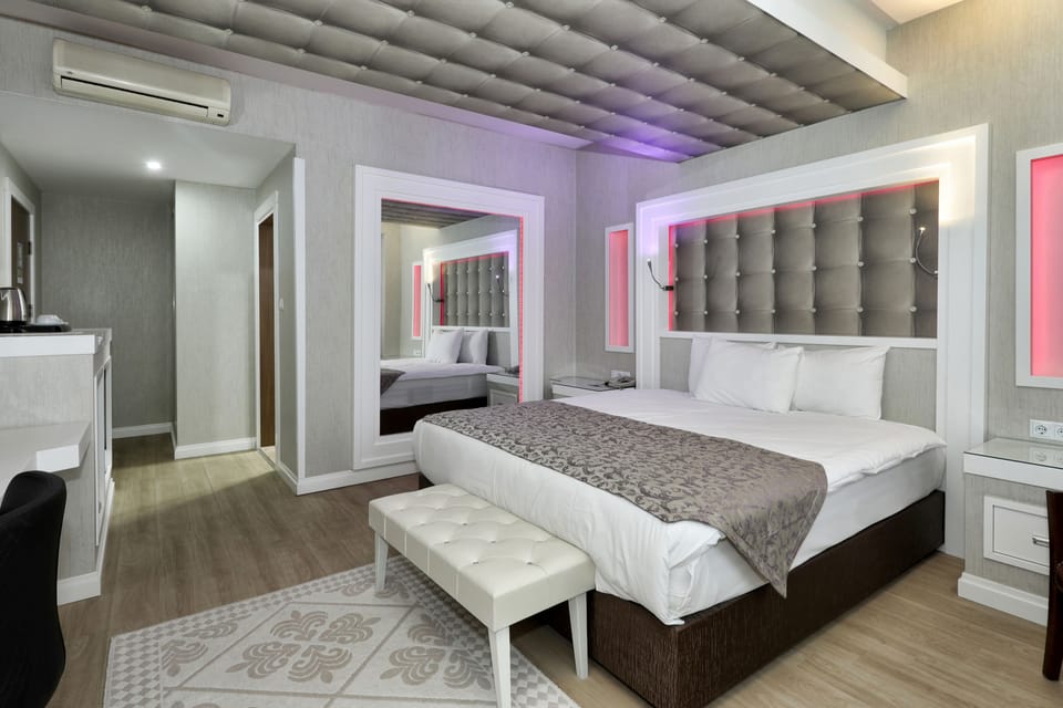Honeymoon Room, 1 Bedroom, Non Smoking, Private Bathroom | View from room